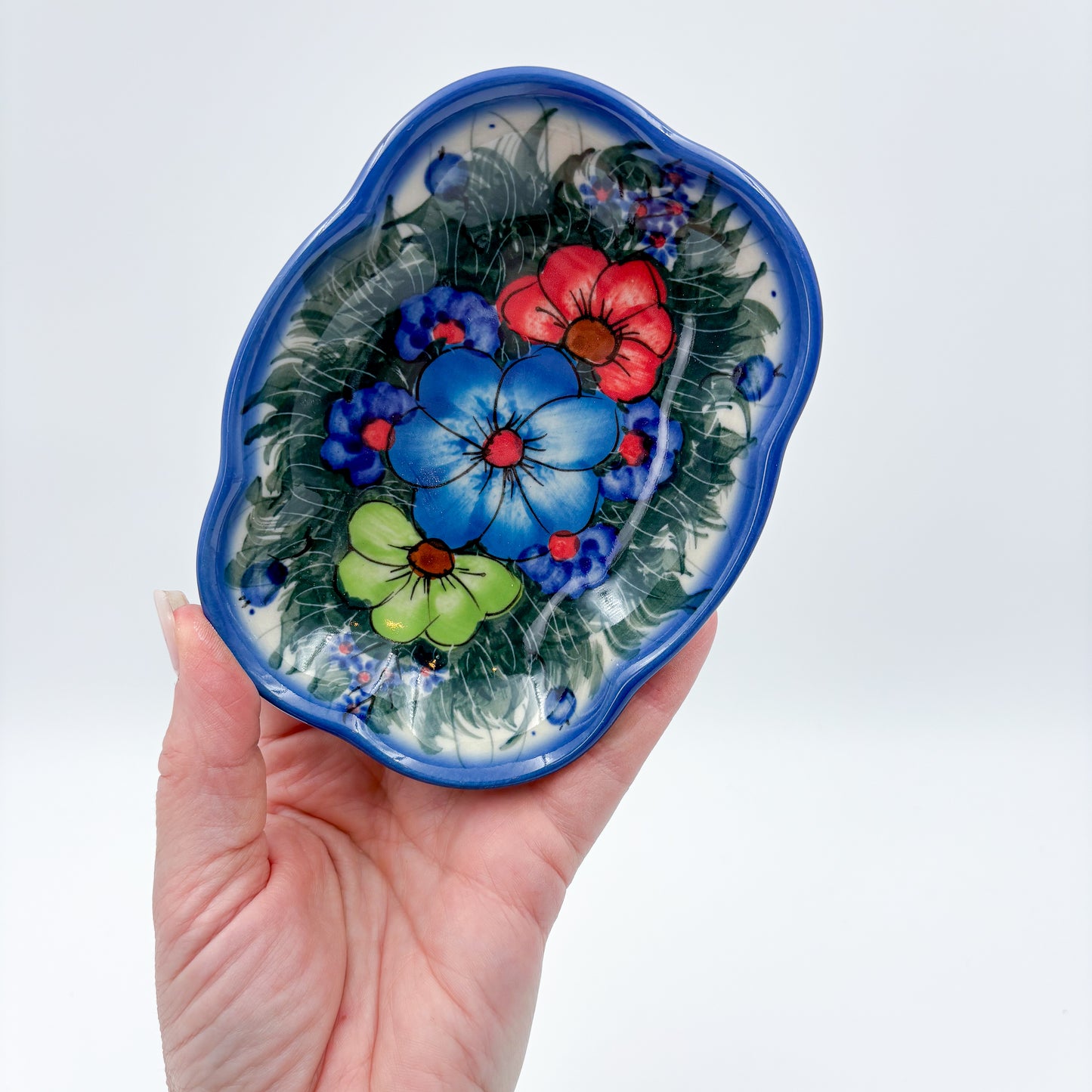 5" Soap Dish.  Handmade Polish pottery.  UIKAT Forget Me Not Design