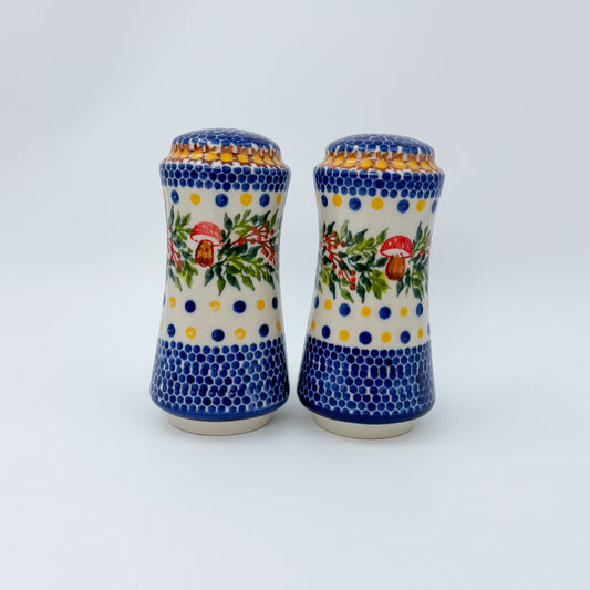 5” Salt and Pepper Shakers.  Handmade Polish pottery.  UNIKAT Mushrooms