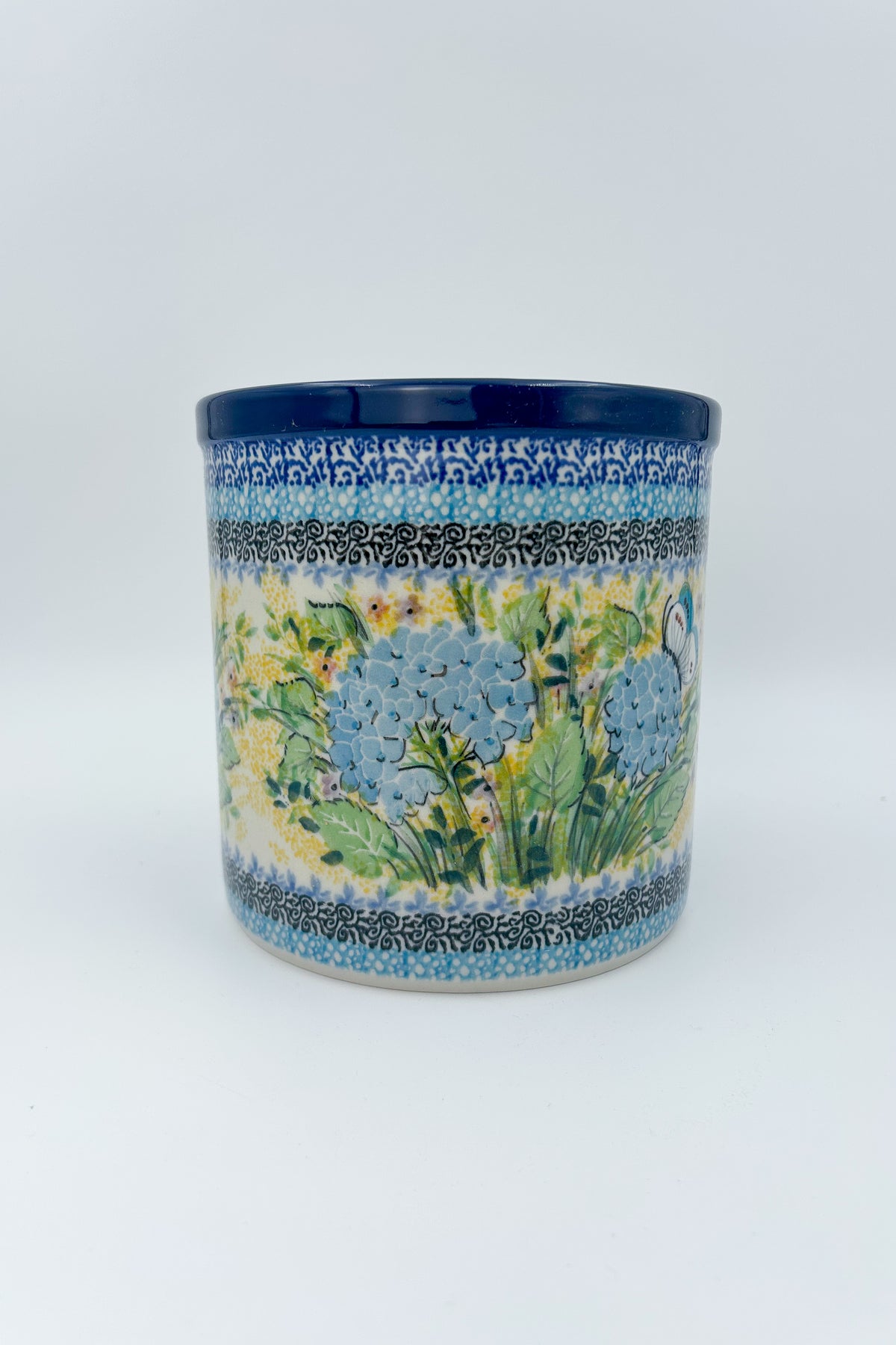 6” Blue hyudrangea Utensil holder is a handmade by talented Polish artisans. Polish UNIKAT signature utensil jar, hand painted
Ceramika Artystyczna Company