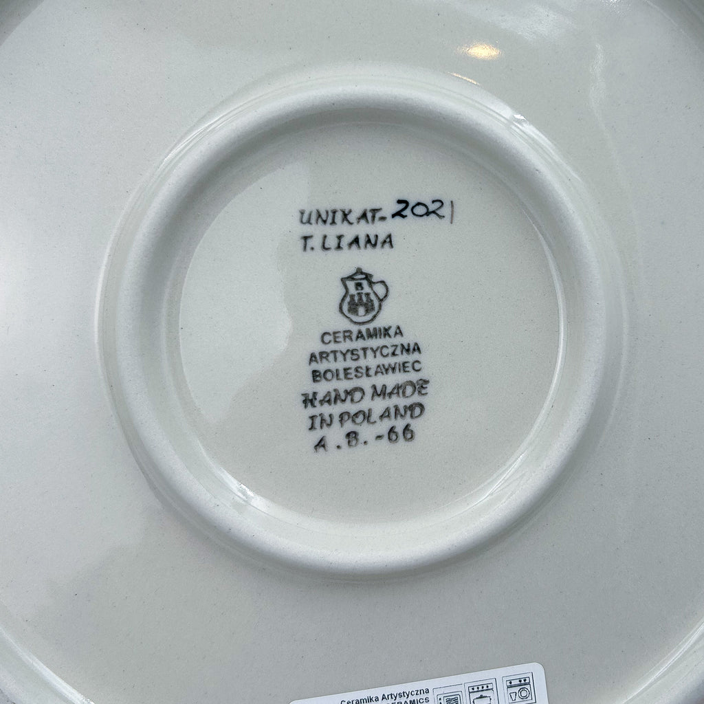 UNIKAT Garden Delight plate, bottom stamp signed T. Liana Ceramika Artystyczna Boleslawiec Unikat
