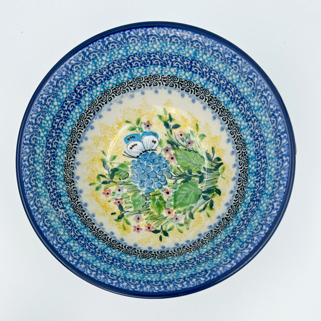 Polish pottery 6.” Bowl in the UNIKAT Blue Hydrangea Pattern pattern. Floral design
Ceramika Artystyczna Company