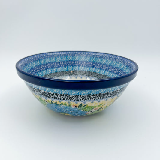 Polish pottery 6.” Bowl in the UNIKAT Blue Hydrangea Pattern pattern. Floral design
Ceramika Artystyczna Company