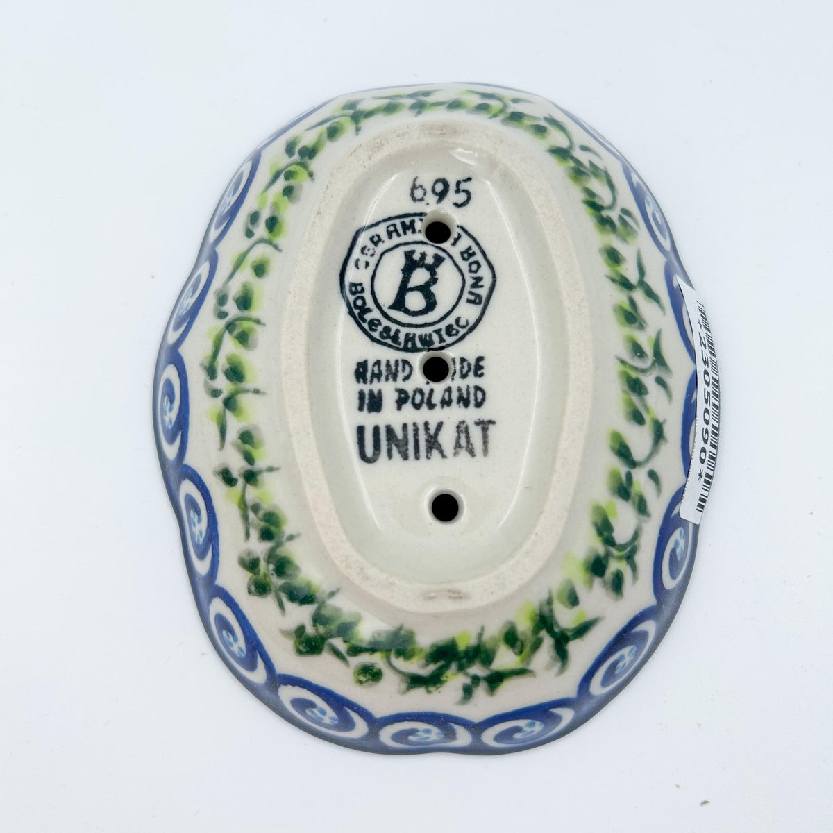 5” blue floral soap dish is a handmade by talented Polish artisans.