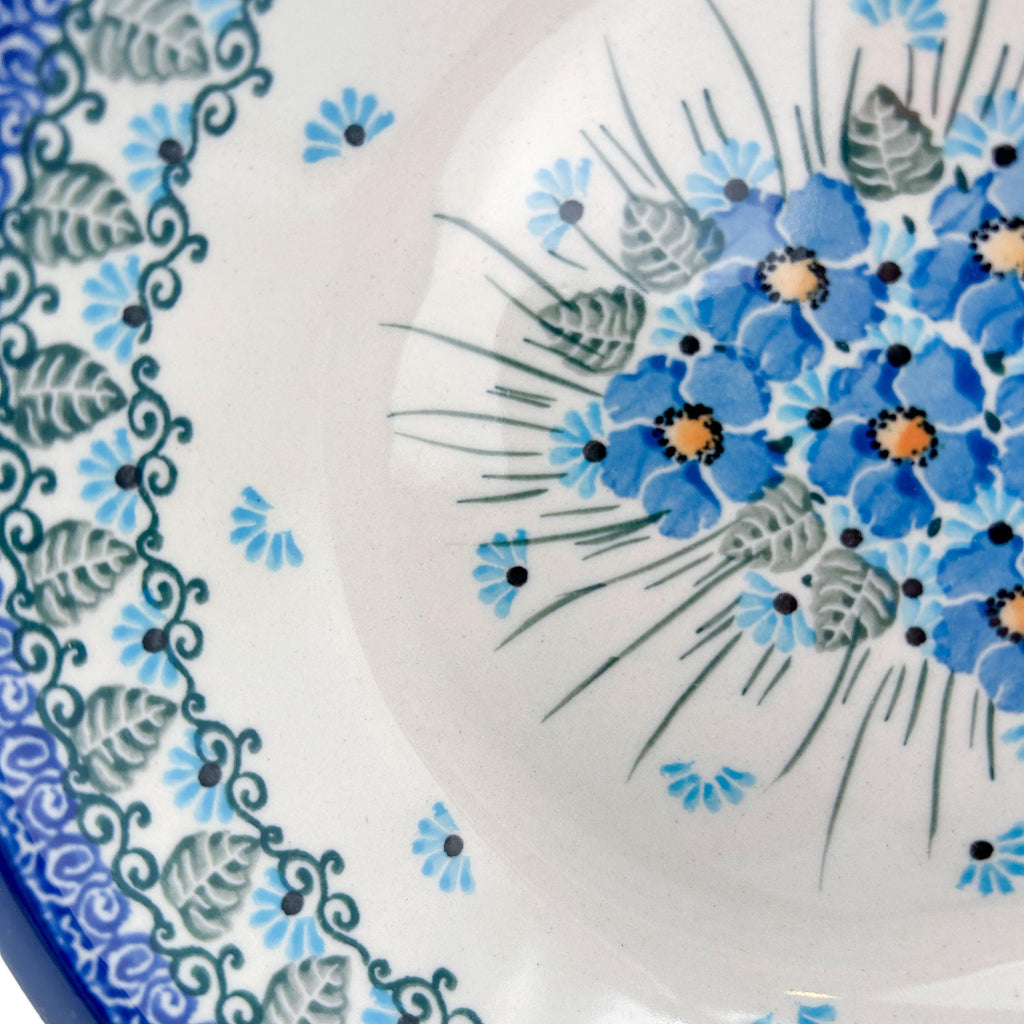 Polish pottery 8” bllue floral Pasta bowl in the UNIKAT Forget Me Not pattern.It holds 22 ounces of fluid
Ceramika Artystyczna Company