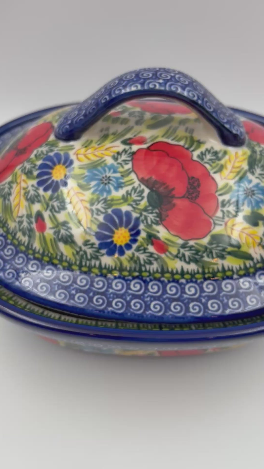 10” Baker Jacek with Lid Handmade in Poland.  UNIKAT Garden Poppy