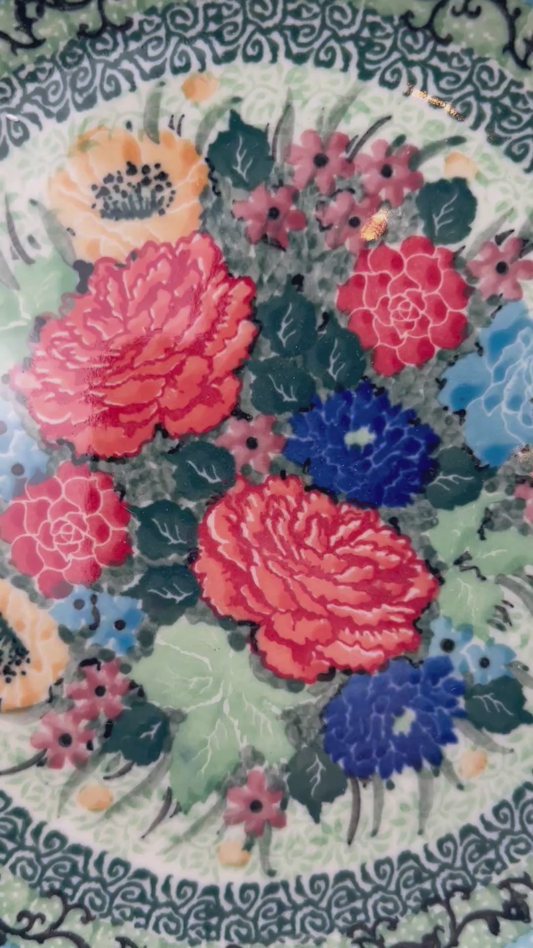 7.91” plate in the Unikat Splendid Meadow pattern