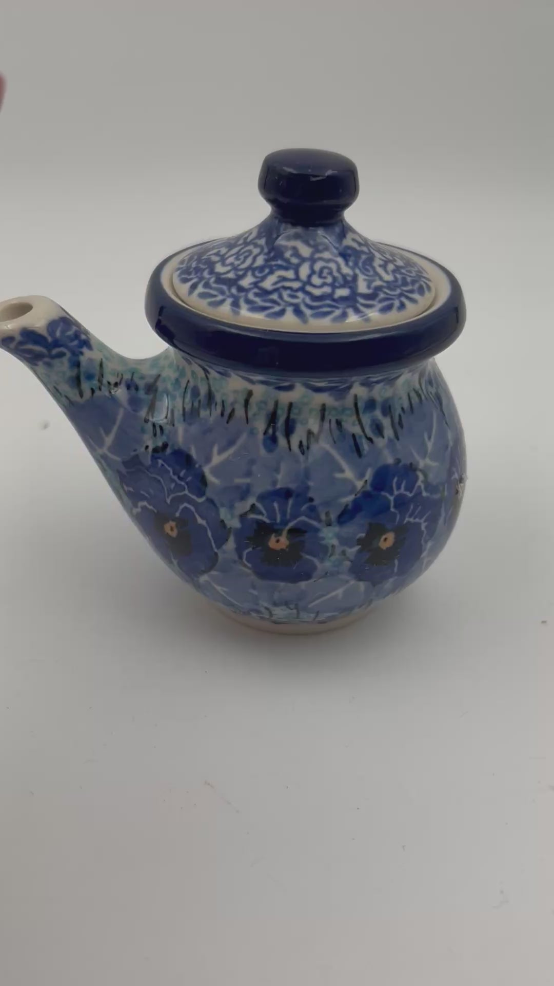 5oz Creamer with lid.  UNIKAT Deep Winter Design