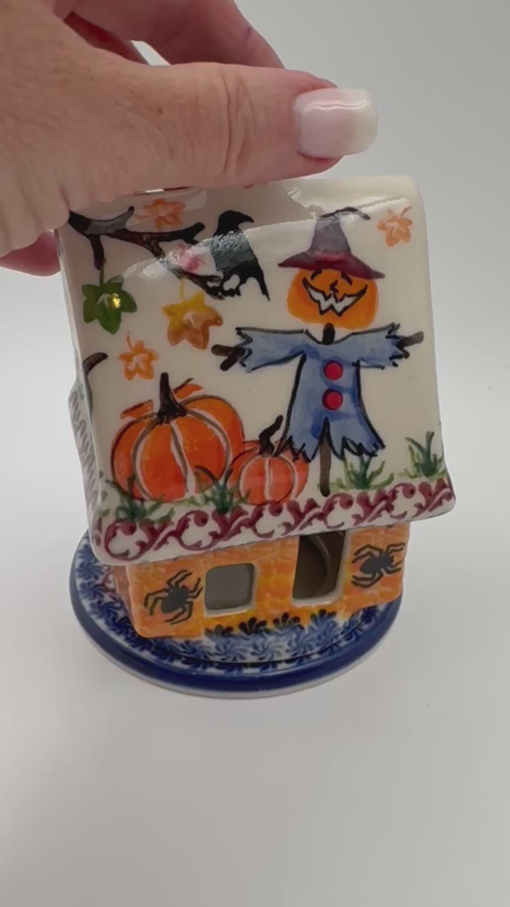 Tea Light Luminary.  UNIKAT Pumpkin Scarecrow Design